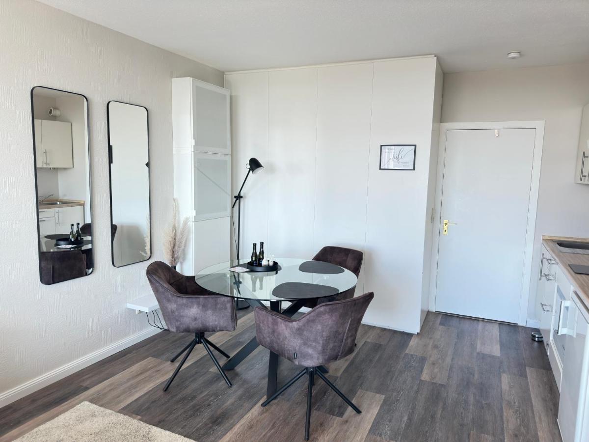 Timmendomizil - Schoene Ferienwohnung In Bester Lage - Sonnenseite ティメンドルファー・シュトラント エクステリア 写真